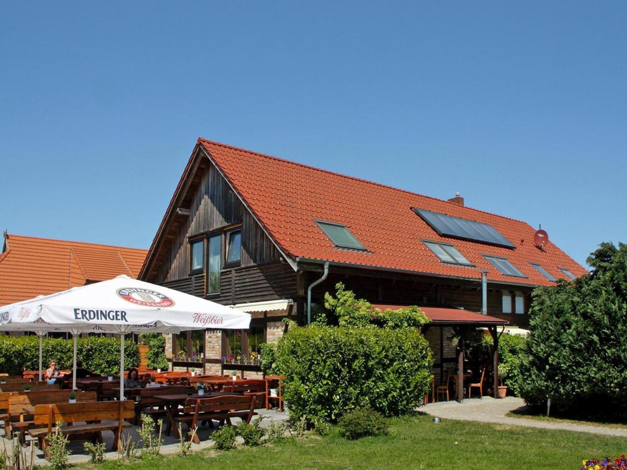 Farmstay Neuendorfkrug, Luetow Lutow Kültér fotó