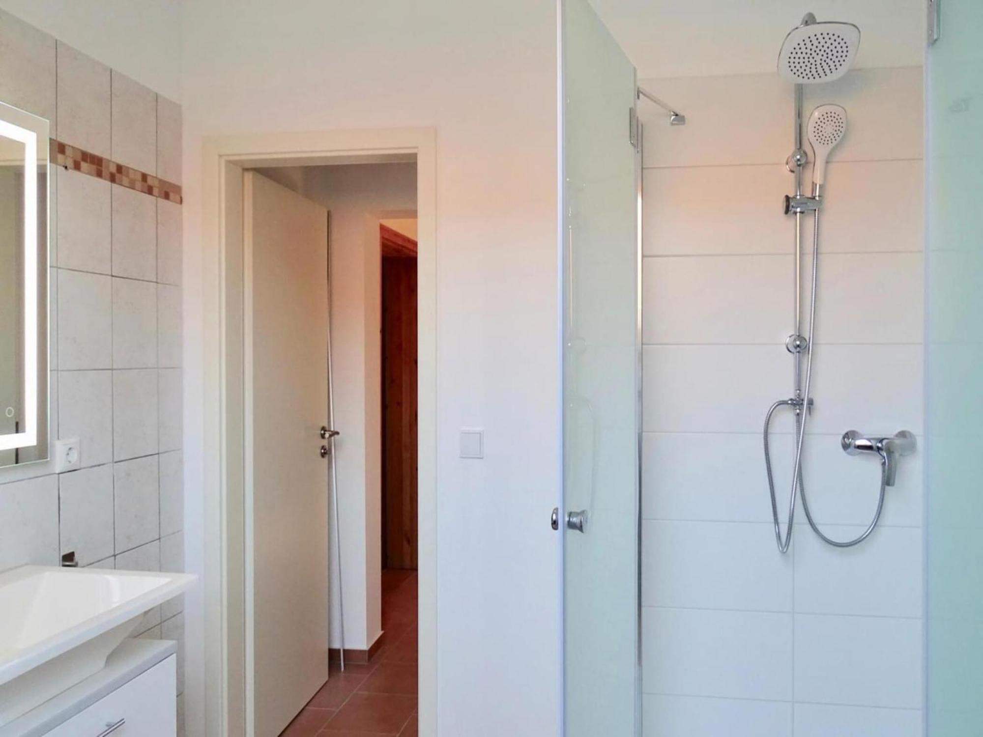 Farmstay Neuendorfkrug, Luetow Lutow Kültér fotó